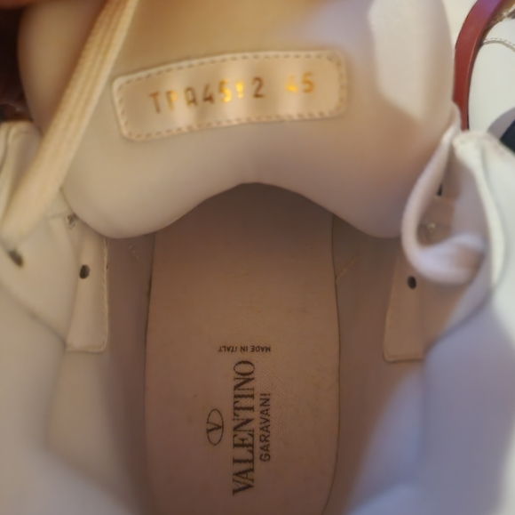 Valentino Garavani - Picture 3 of 4